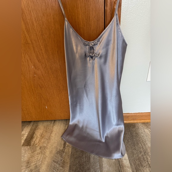 Dentelle fits like SMALL (no tags) light blue short nightgown/cami look - Picture 1 of 4